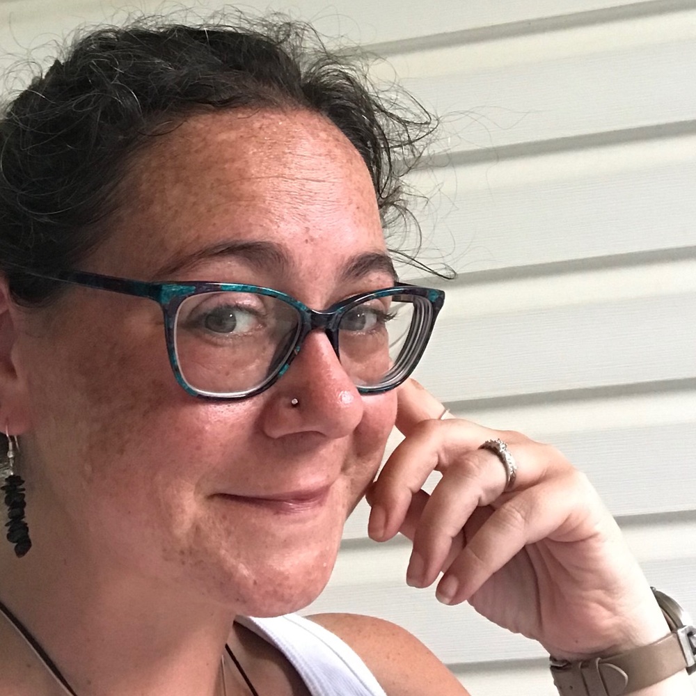 Meet your Posher, Jillian